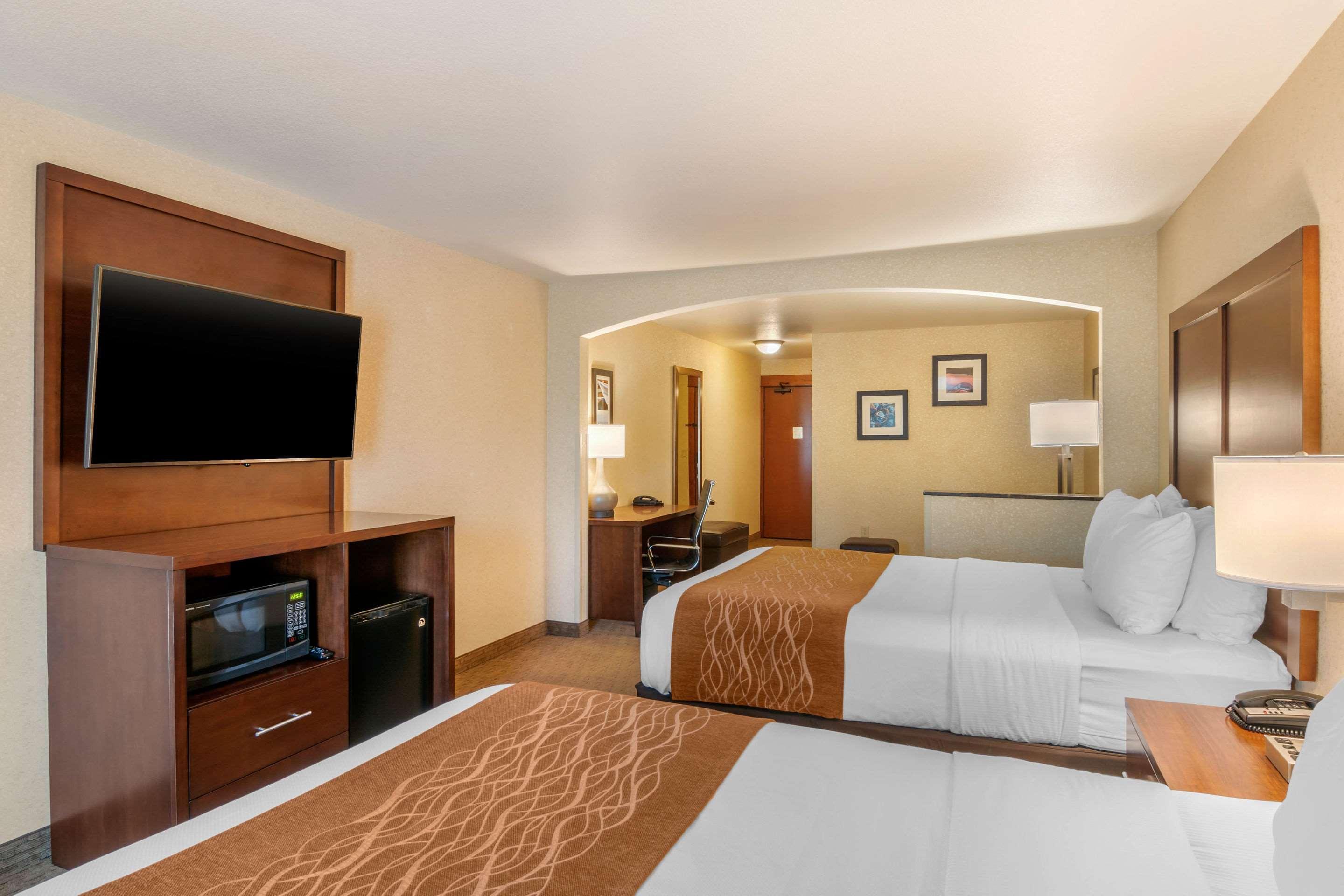 Comfort Inn & Suites Lincoln City Bagian luar foto