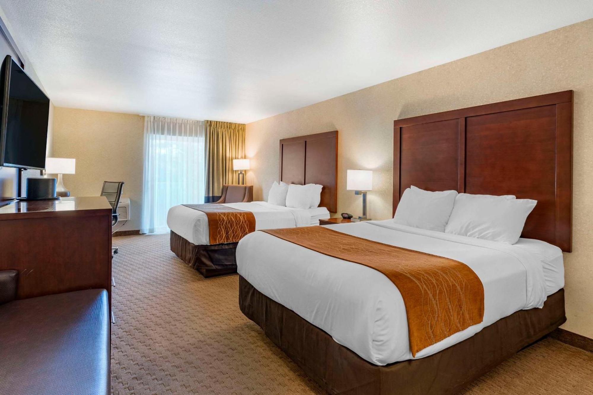Comfort Inn & Suites Lincoln City Bagian luar foto